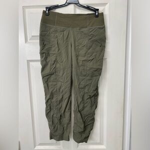 Prana Sage Green Activewear cropped Pants
